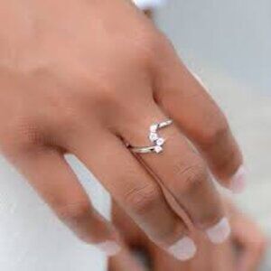 Tocara Madeleine Ring size 8